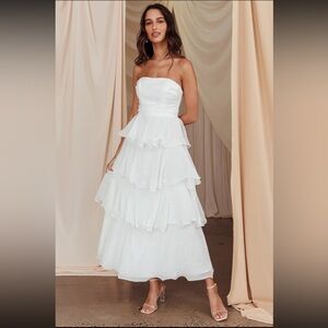 Selfie Leslie White Strapless Wedding Dress